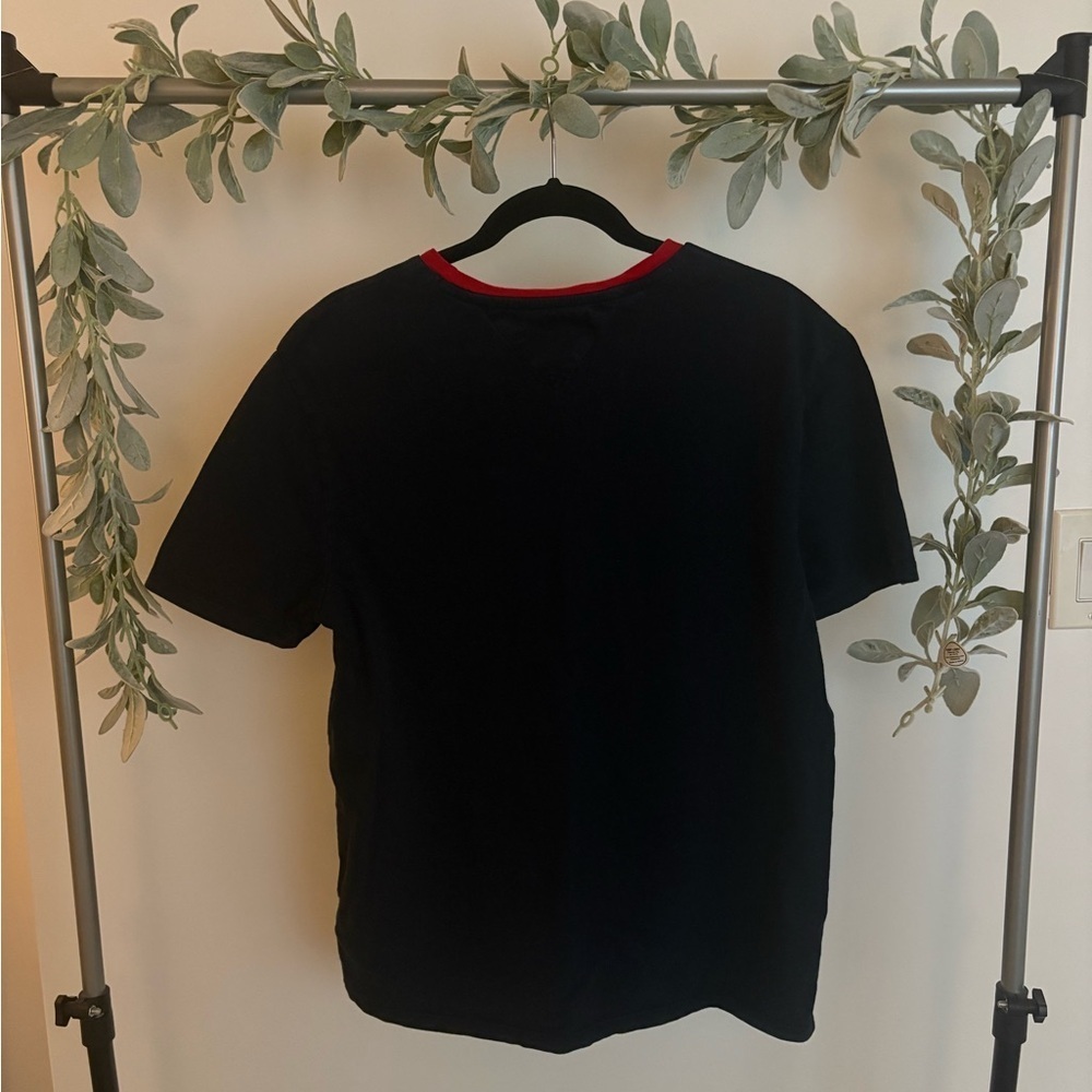 Tommy Hilfiger Tshirt - Picture 2 of 3